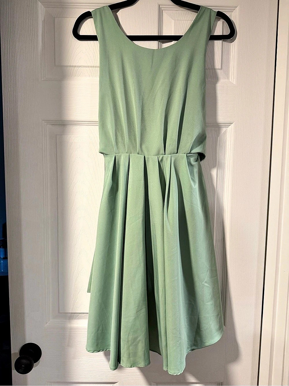 Keeratika Green Tie-Back Midi Dress Like New